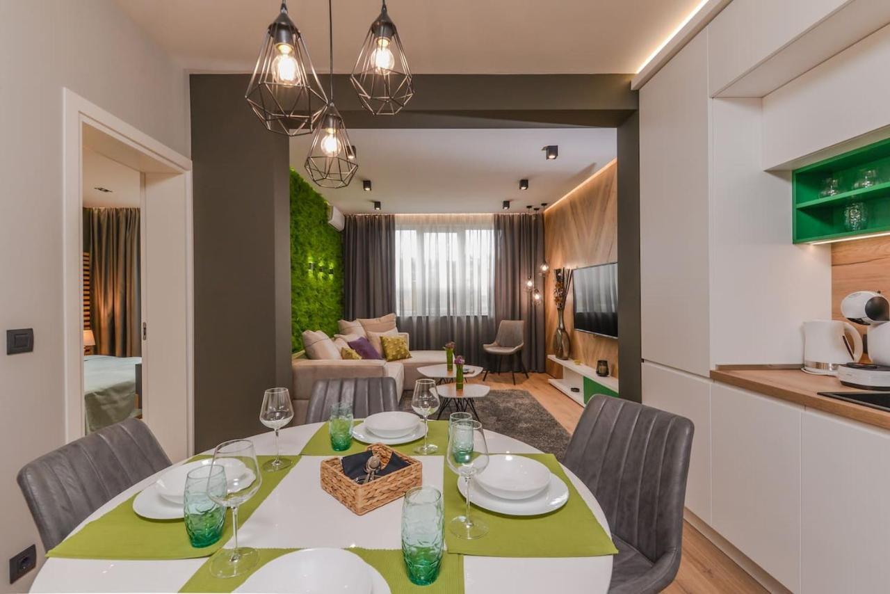 Urban Eden - Lux & Style, 2-Bedroom, 2-Bathroom Софія Екстер'єр фото