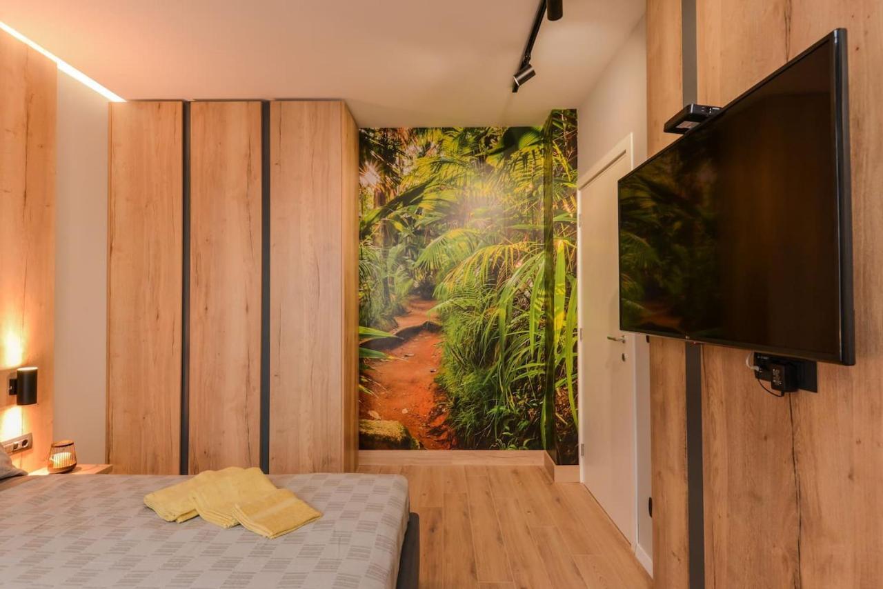 Urban Eden - Lux & Style, 2-Bedroom, 2-Bathroom Софія Екстер'єр фото
